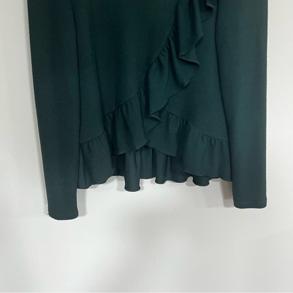 Saylor Kora Ruffle Ribbed Pullover Sweater - Picture 5 of 11